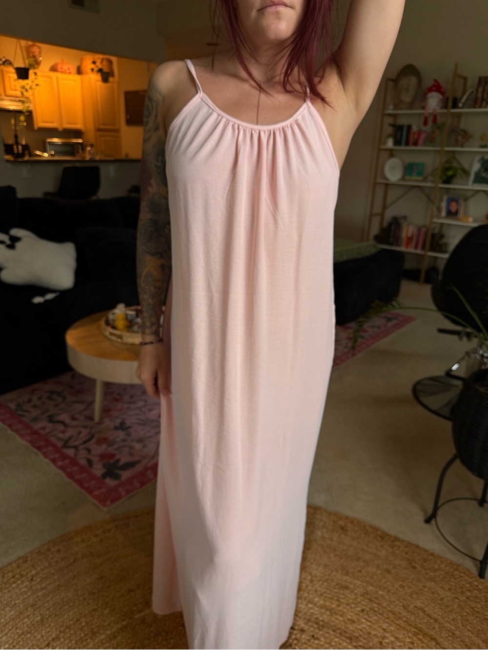 Women’s Soft Pink Spaghetti Strap Backless Dress